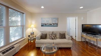 King Suites Unit 3
